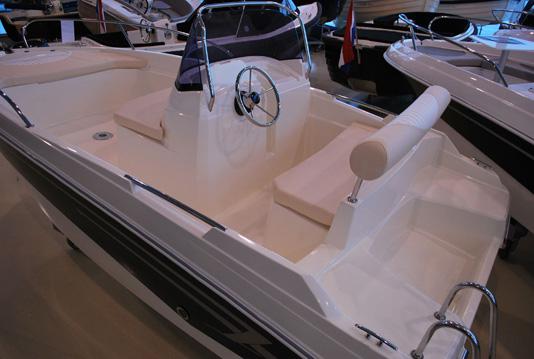 Лодка Собствено производство MEGGACRAFT 450 OPEN, снимка 5 - Воден транспорт - 16922105