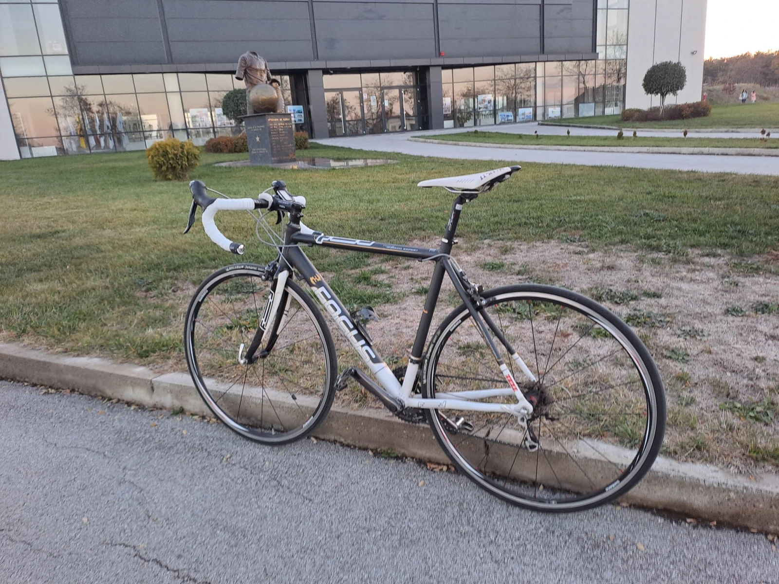  Variado Expert | Mobile.bg   10