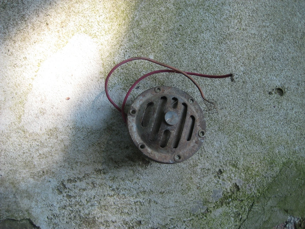 Уреди за арматурно табло от автомобили от соца, снимка 5 - Части - 54173081