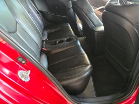 Hyundai Veloster  1.6 нави панорама, снимка 14