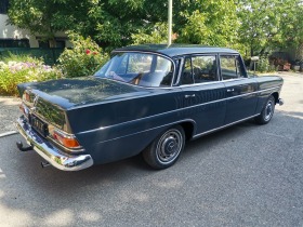 Mercedes-Benz 200 W111-ТОП СЪСТОЯНИЕ, снимка 4