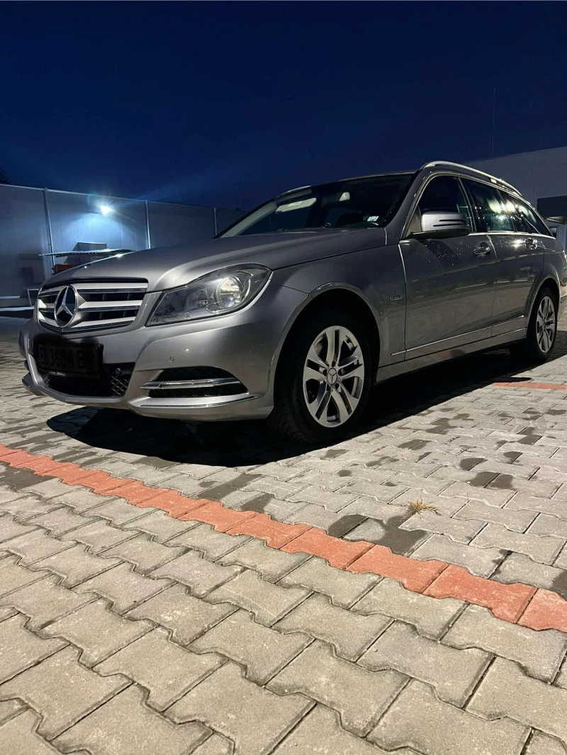 Mercedes-Benz C 180, снимка 2 - Автомобили и джипове - 48090494