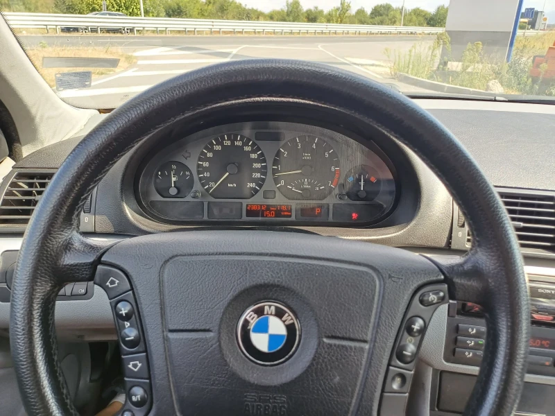 BMW 325 E46 i Газ LPG, снимка 15 - Автомобили и джипове - 48392663