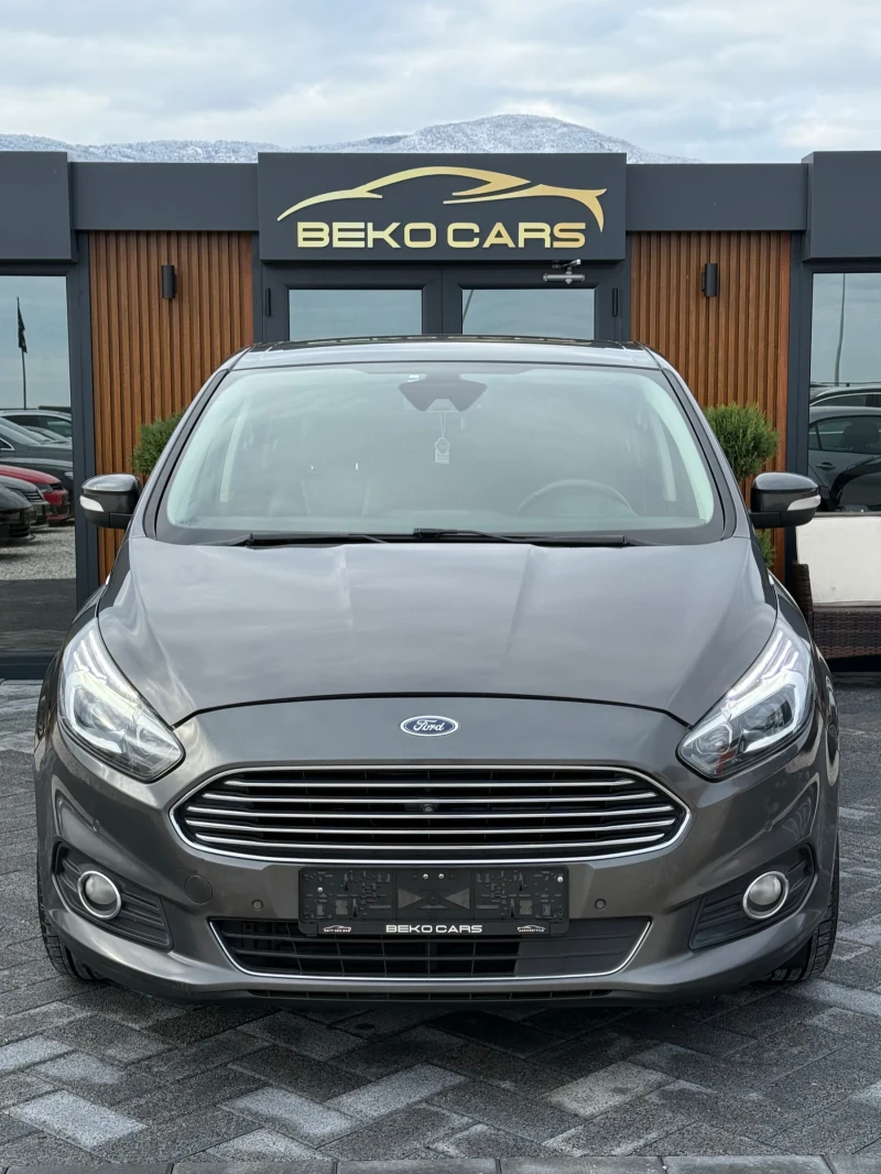 Ford S-Max 7-местен//Titanium//евро6b, снимка 2 - Автомобили и джипове - 49461258