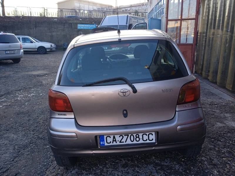 Toyota Yaris, снимка 5 - Автомобили и джипове - 48668505