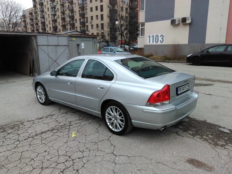 Volvo S60 D5, снимка 4 - Автомобили и джипове - 49174149