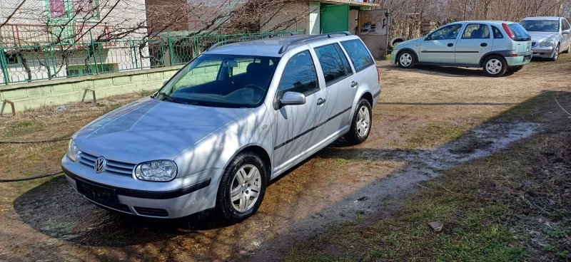 VW Golf Variant Лек, снимка 1 - Автомобили и джипове - 49527365