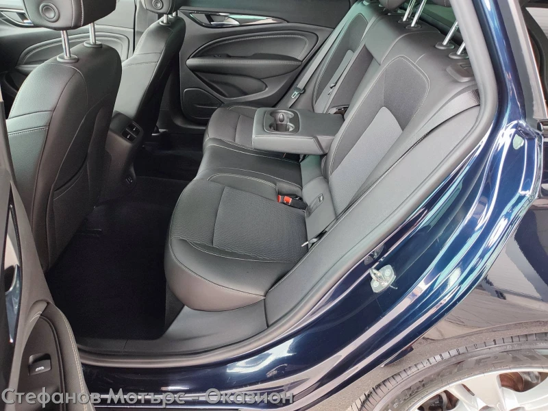 Opel Insignia B Sp. Tourer Innovation 2.0 CDTI (170HP) AT8, снимка 13 - Автомобили и джипове - 51692966