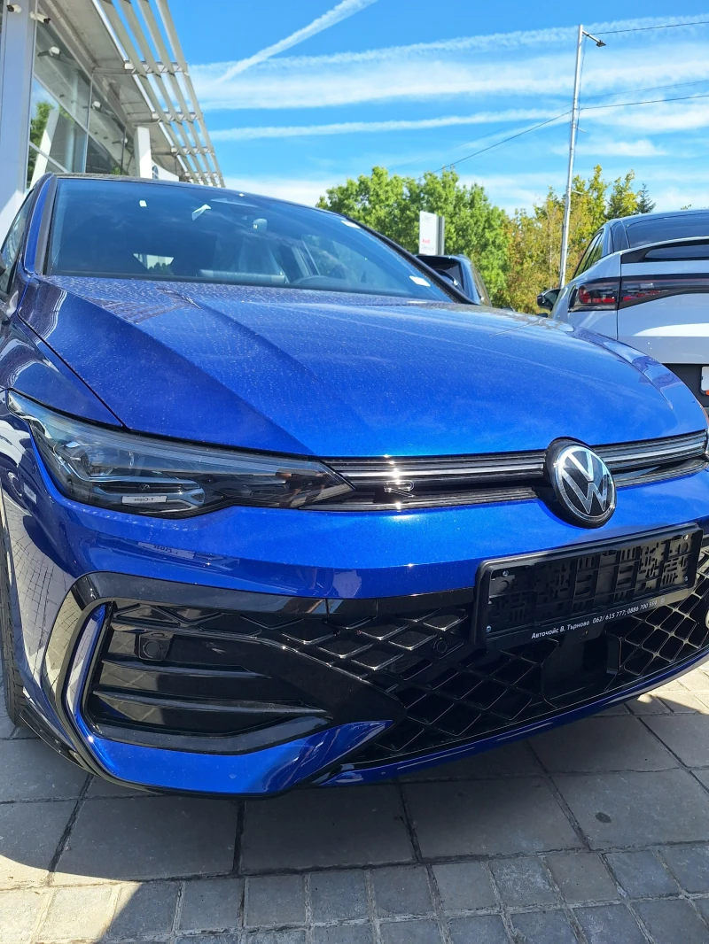 VW Golf 8.5 R-Line Plus* ЧИСТО НОВ TDI/Black/ NEW Гаранци, снимка 5 - Автомобили и джипове - 52517561