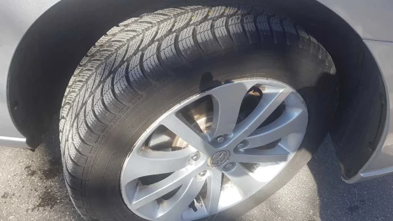 Mazda 5 2, 0i 145ps 7 местен ксенон пдгрев на седалки, снимка 12 - Автомобили и джипове - 52905219