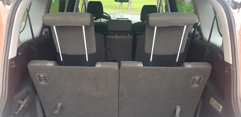 Mazda 5 2, 0i 145ps 7 местен ксенон пдгрев на седалки, снимка 8 - Автомобили и джипове - 52905219