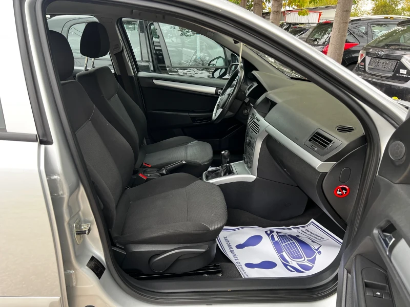 Opel Astra 1.8i SWISS EDITION 179000KM, снимка 11 - Автомобили и джипове - 52292633