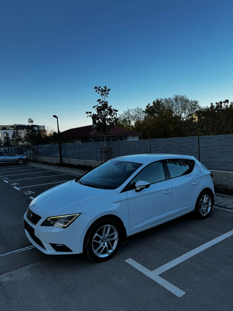 Seat Leon, снимка 2 - Автомобили и джипове - 52447685