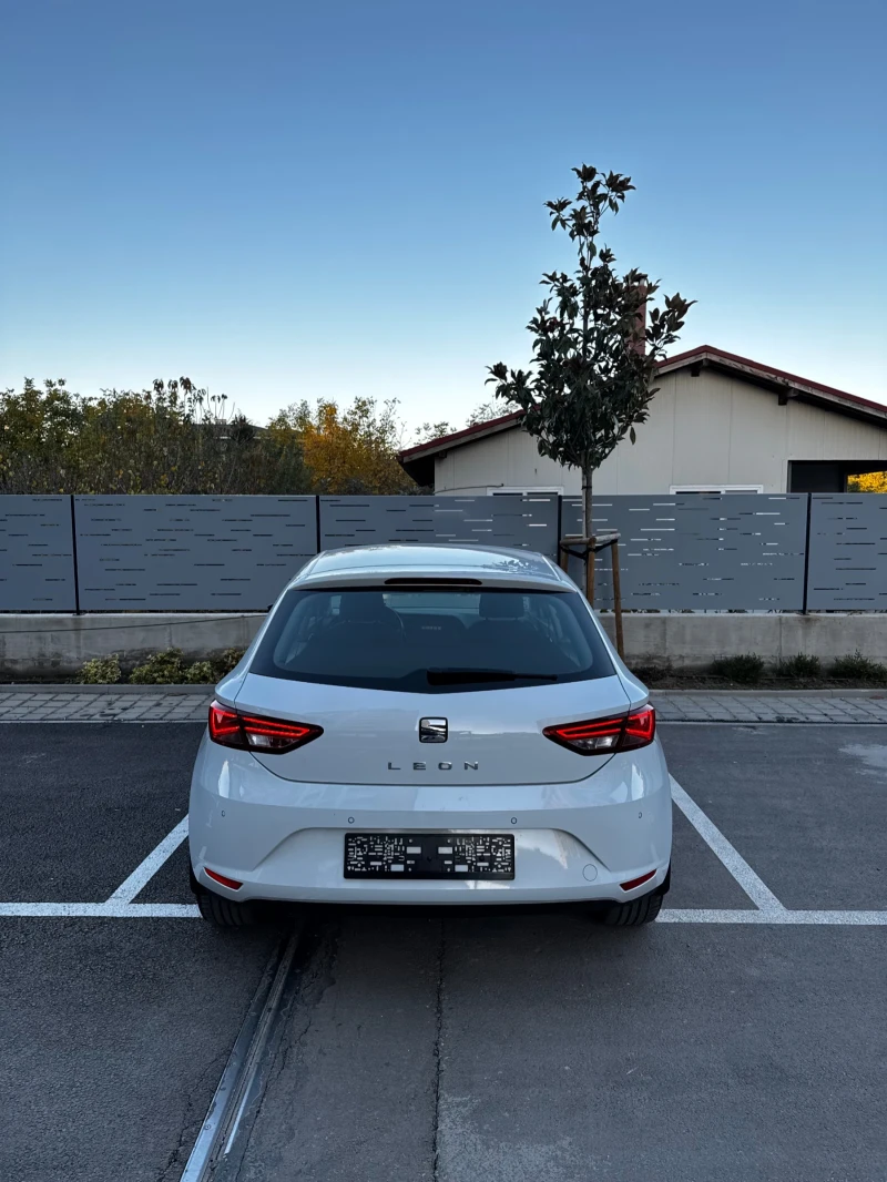 Seat Leon, снимка 11 - Автомобили и джипове - 52447685