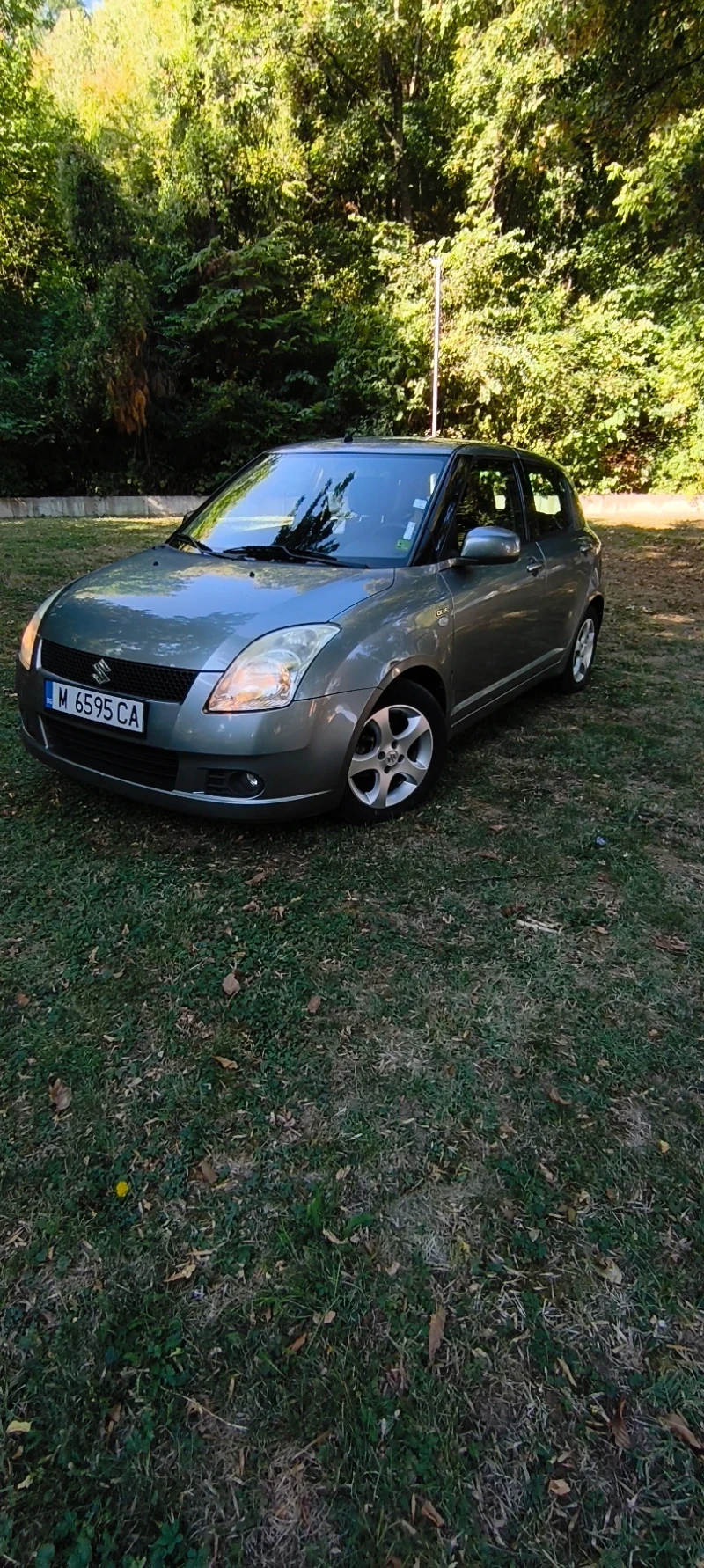 Suzuki Swift 1.3 68 k.с., снимка 2 - Автомобили и джипове - 52499505