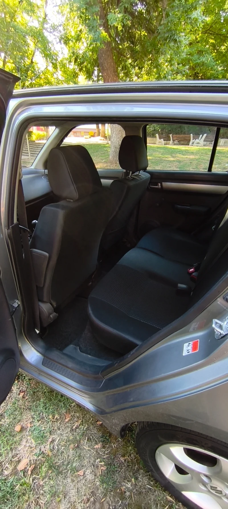 Suzuki Swift 1.3 68 k.с., снимка 7 - Автомобили и джипове - 52499505