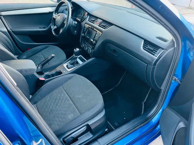 Skoda Octavia 7-DSG автомат, снимка 8 - Автомобили и джипове - 52844671