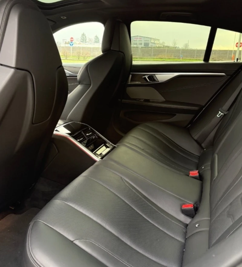 BMW 850 m850i 530hp Xdrive FULL FULL, снимка 11 - Автомобили и джипове - 52860084