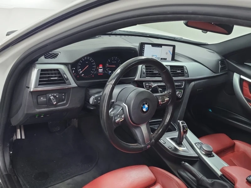 BMW 330 * 330I XDRIVE * ЦЕНА ДО БЪЛГАРИЯ!!!* , снимка 9 - Автомобили и джипове - 52883552