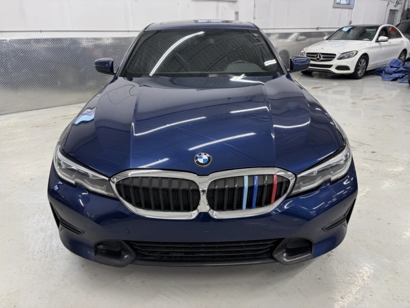 BMW 330 xDrive, снимка 2 - Автомобили и джипове - 53371305