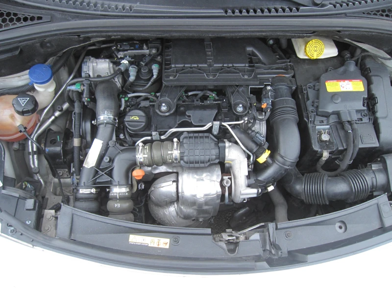 Citroen C3 Автомат 1, 4-HDI, снимка 12 - Автомобили и джипове - 53563933