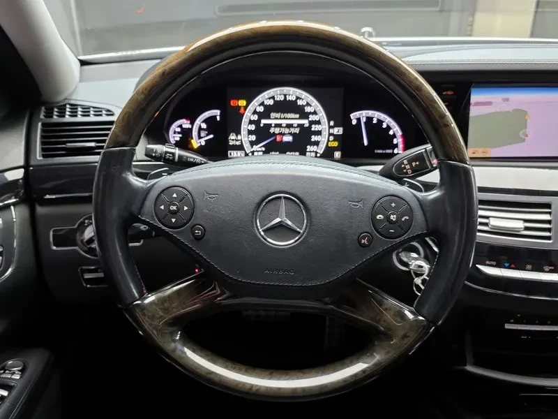 Mercedes-Benz S 350 Bluetec, снимка 13 - Автомобили и джипове - 53827851