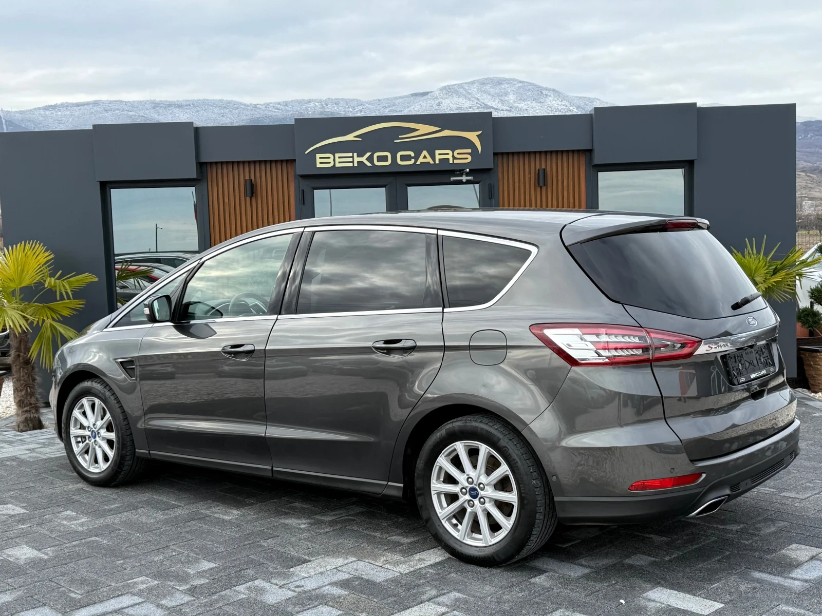 Ford S-Max 7-местен//Titanium//евро6b - изображение 7
