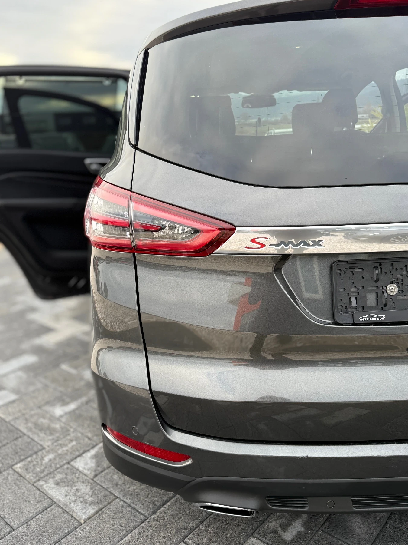 Ford S-Max 7-местен//Titanium//евро6b - изображение 10
