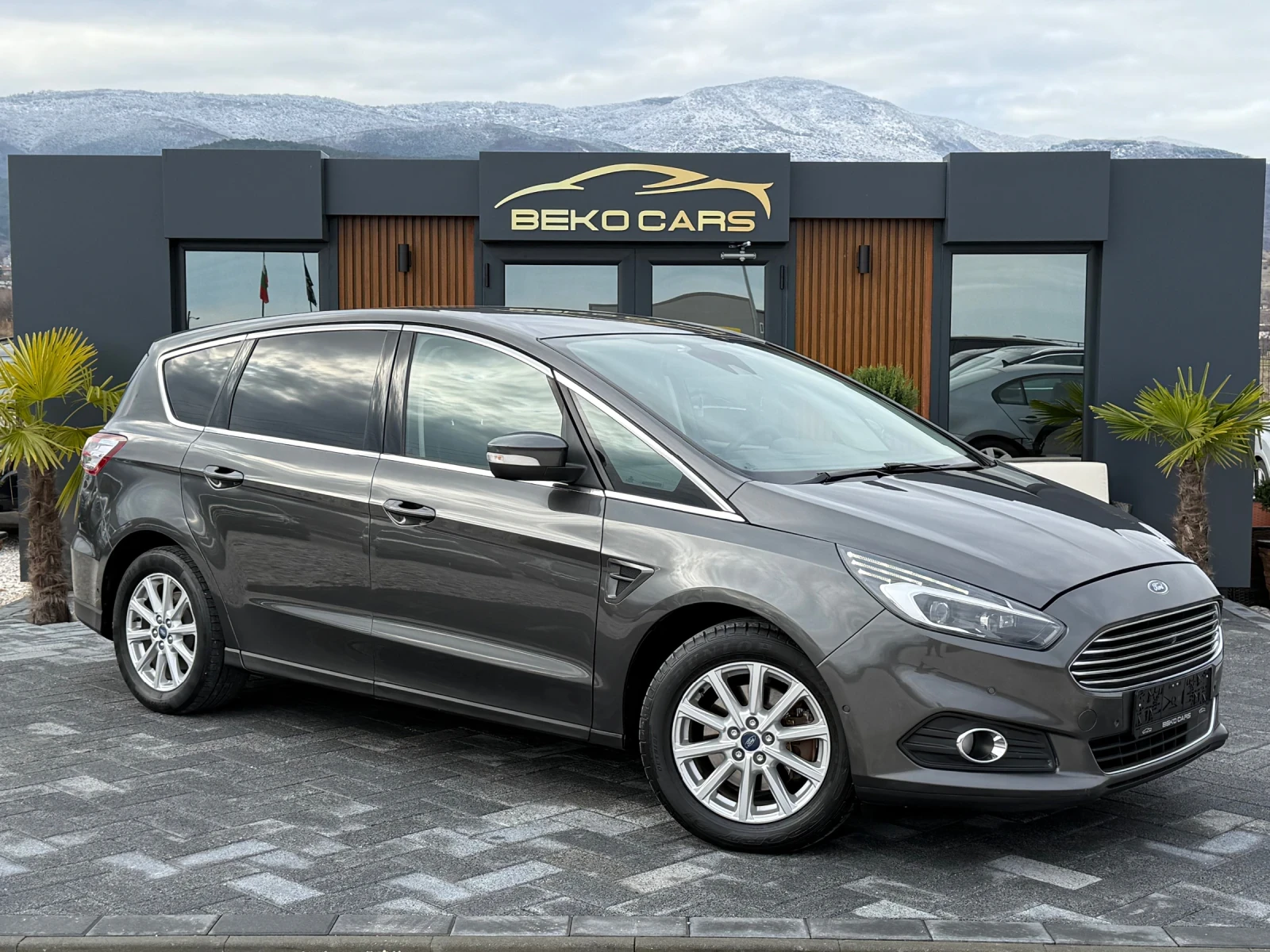 Ford S-Max 7-местен//Titanium//евро6b - изображение 3