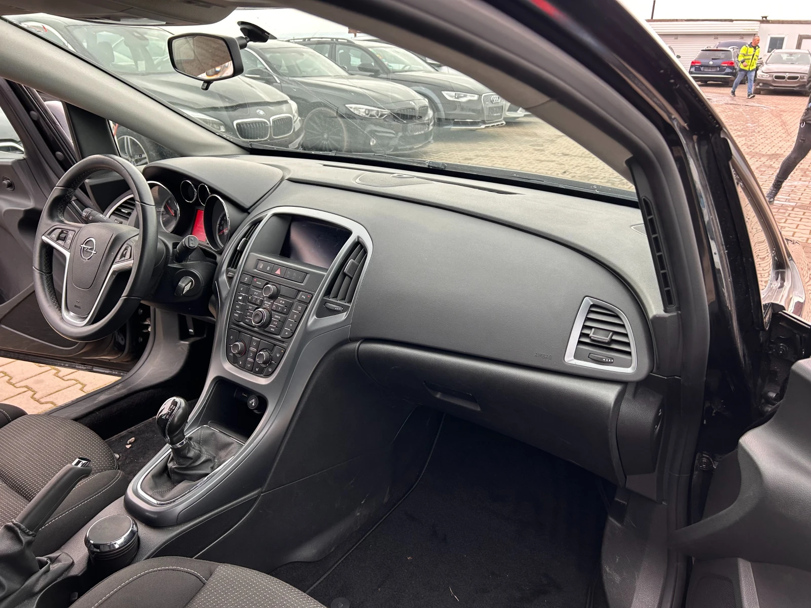 Opel Astra 1.6CDTI NAVI EURO 6 - изображение 10