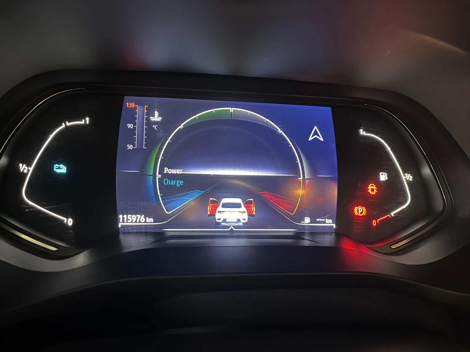 Renault Arkana 1.6 TOP / PROMO - изображение 7