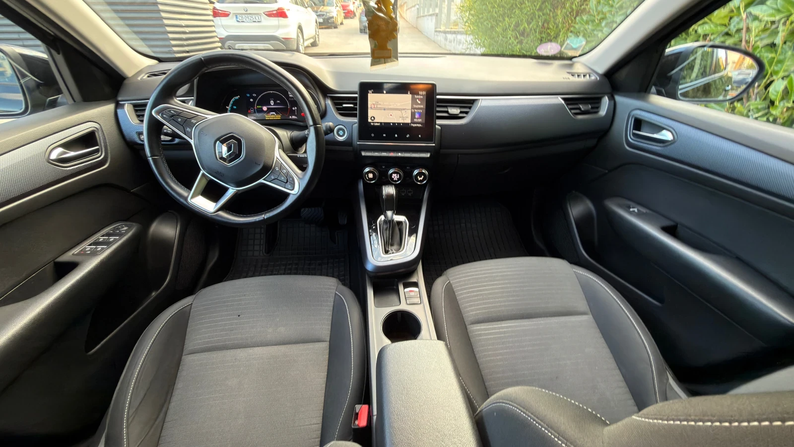 Renault Arkana 1.6 TOP / PROMO - изображение 8