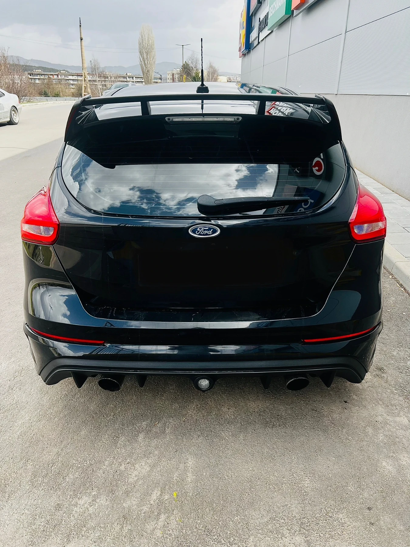 Ford Focus RS - изображение 3