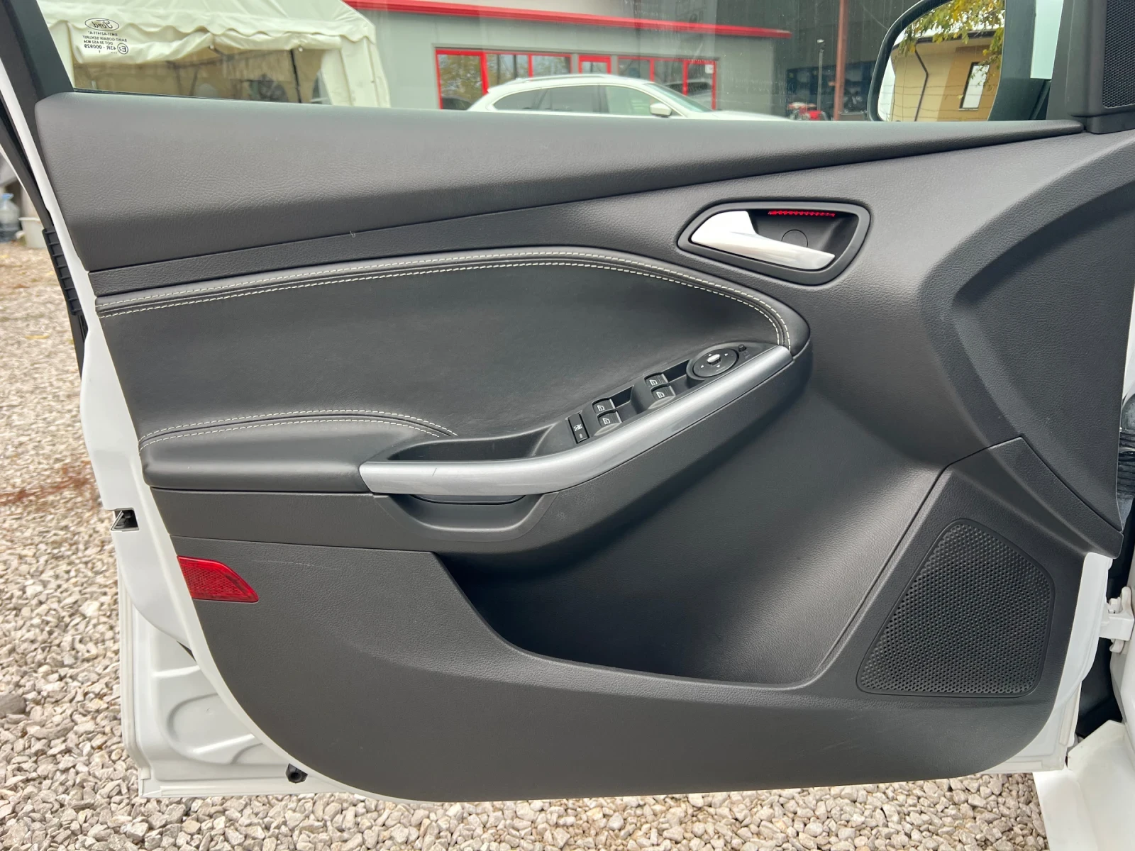 Ford Focus 1.6i SCTi Titanium* * *  | Mobile.bg   14