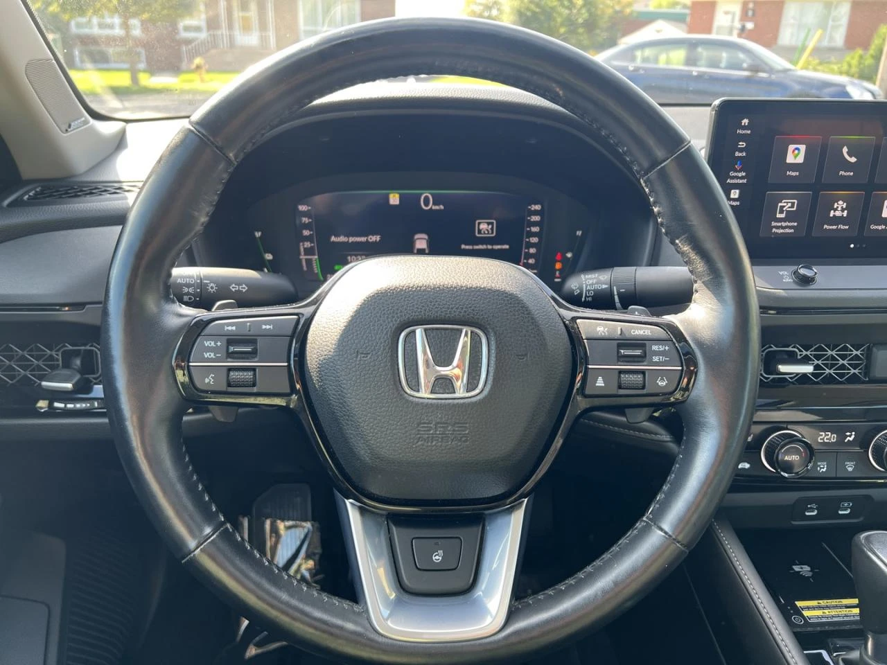 Honda Accord Hybrid Touring - изображение 9