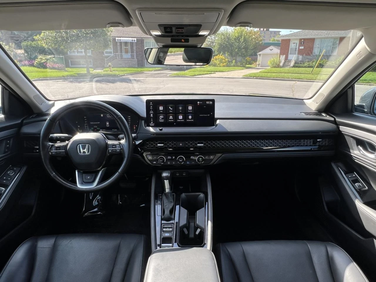 Honda Accord Hybrid Touring - изображение 8