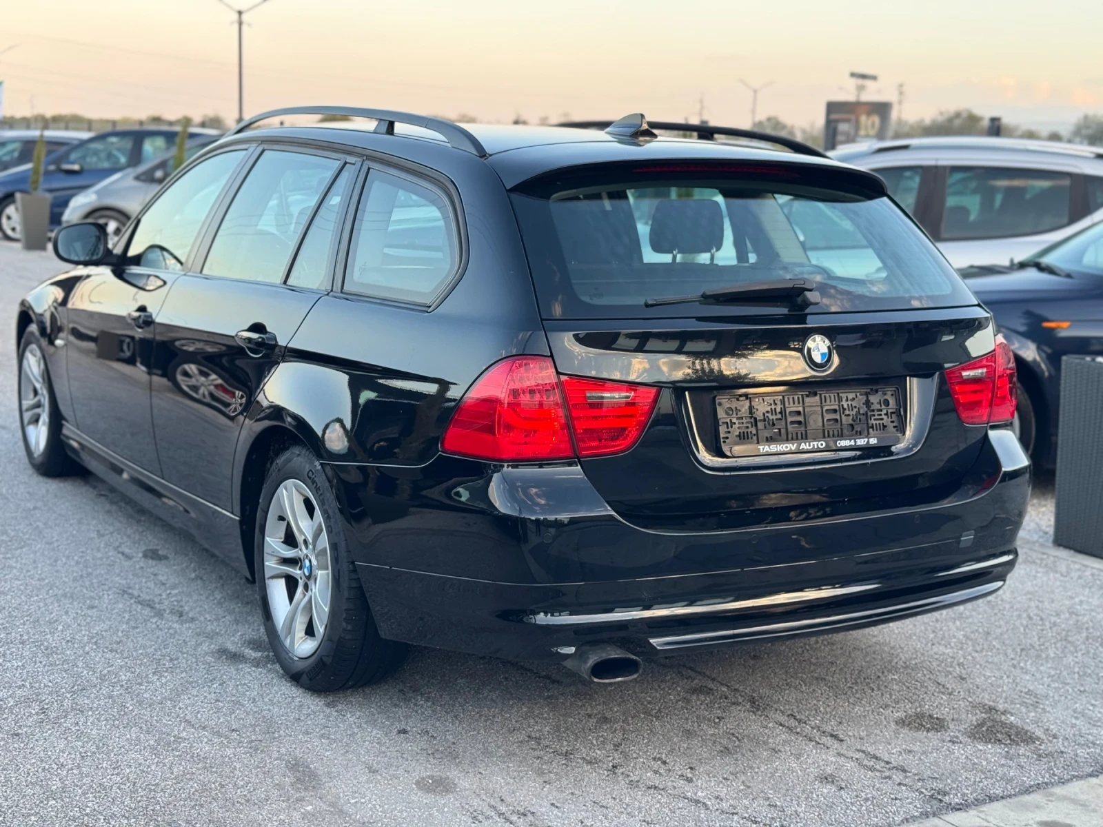 BMW 320 2009 * FACE LIFT*  - изображение 6