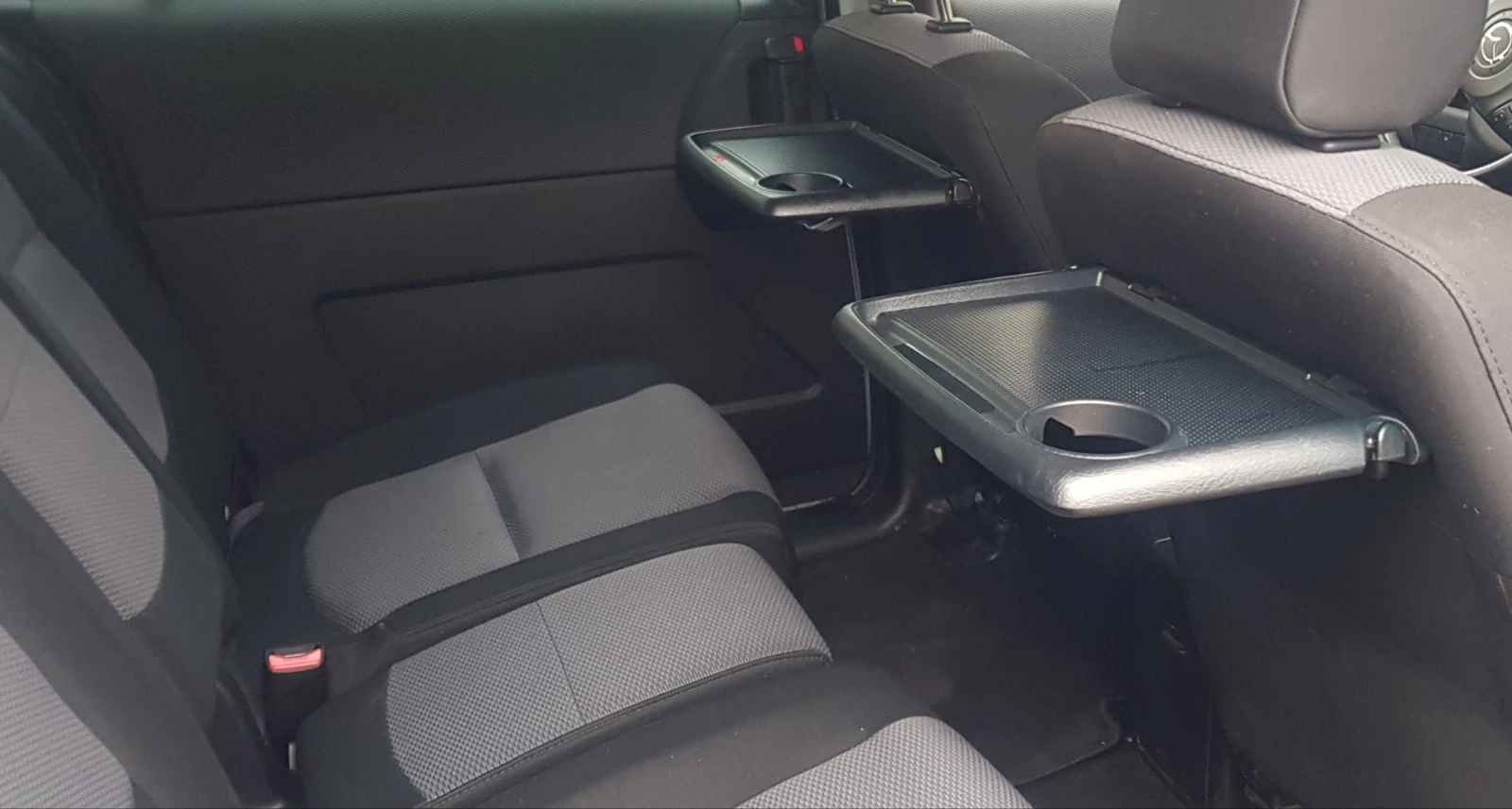 Mazda 5 2, 0i 145ps 7      | Mobile.bg   9