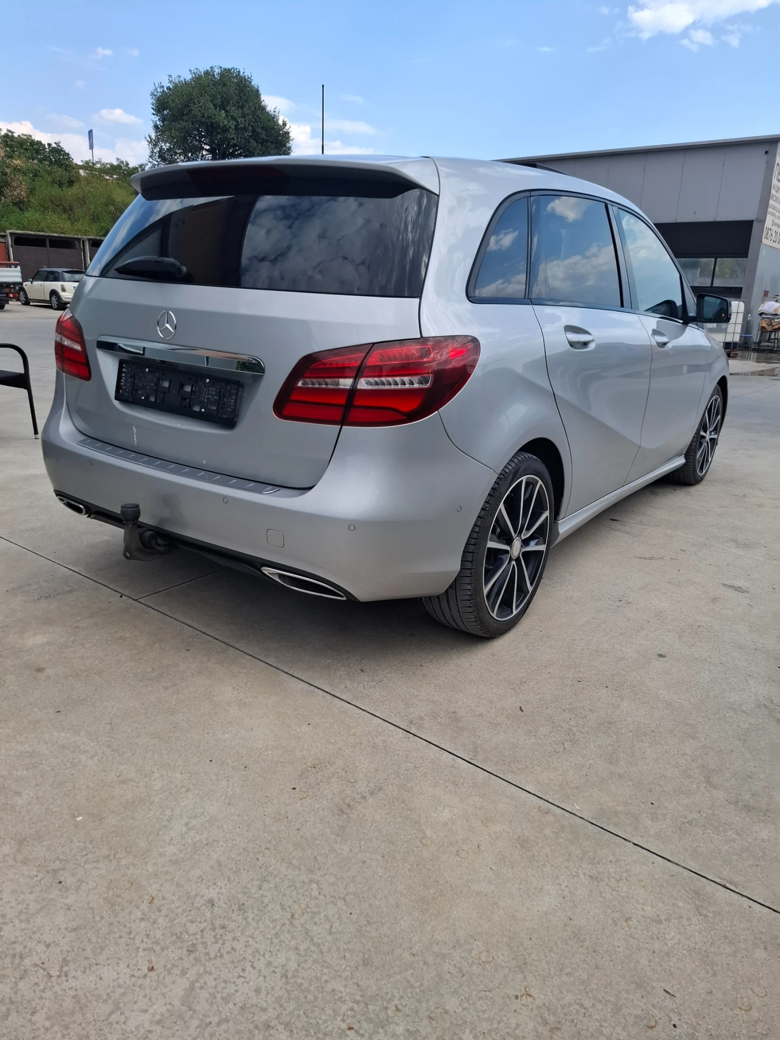 Mercedes-Benz B 200  - изображение 4