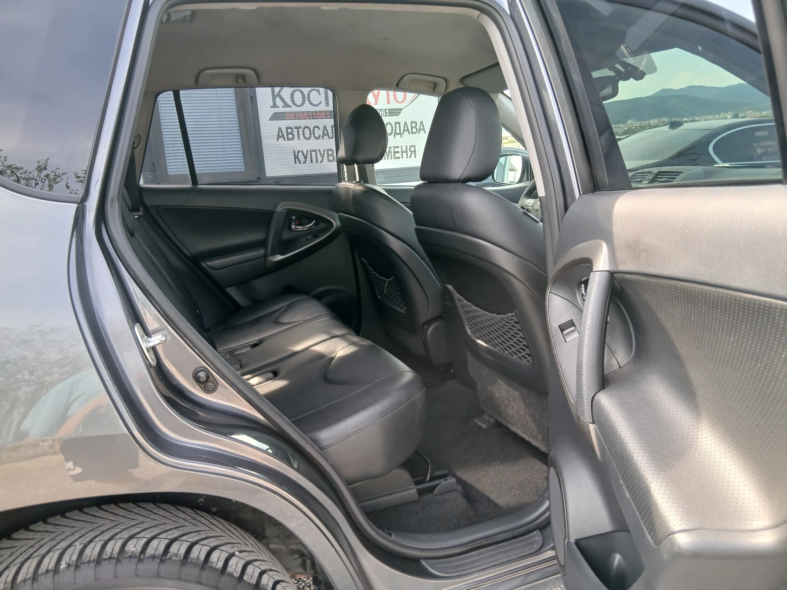 Toyota Rav4 D-4D 150коня, снимка 14 - Автомобили и джипове - 52656030