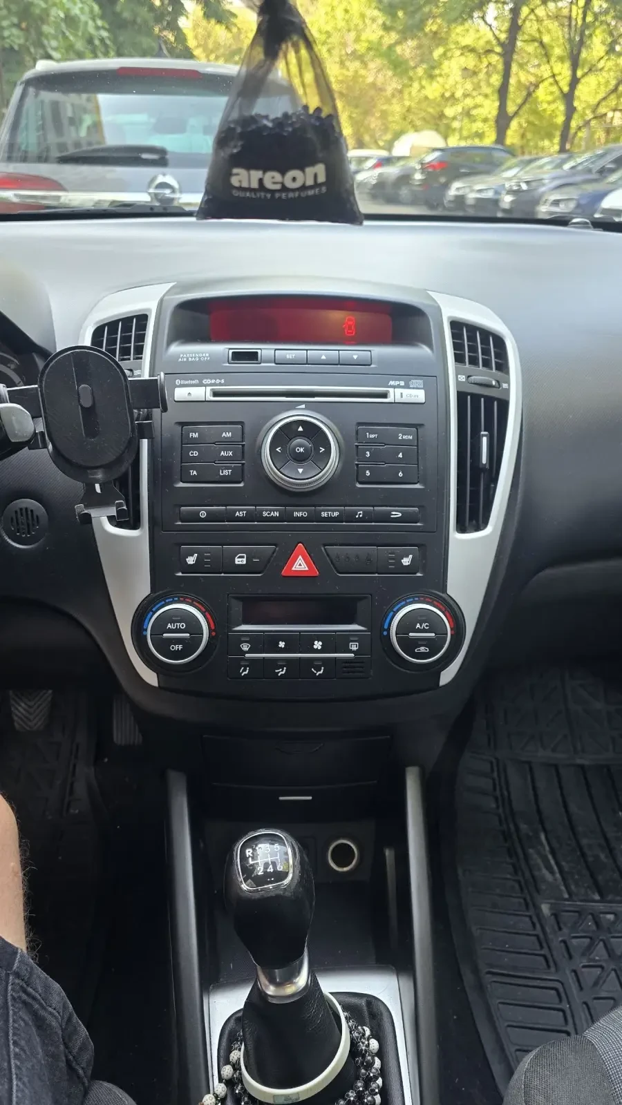 Kia Ceed 1.6 CRDI | Mobile.bg � ����������� 11