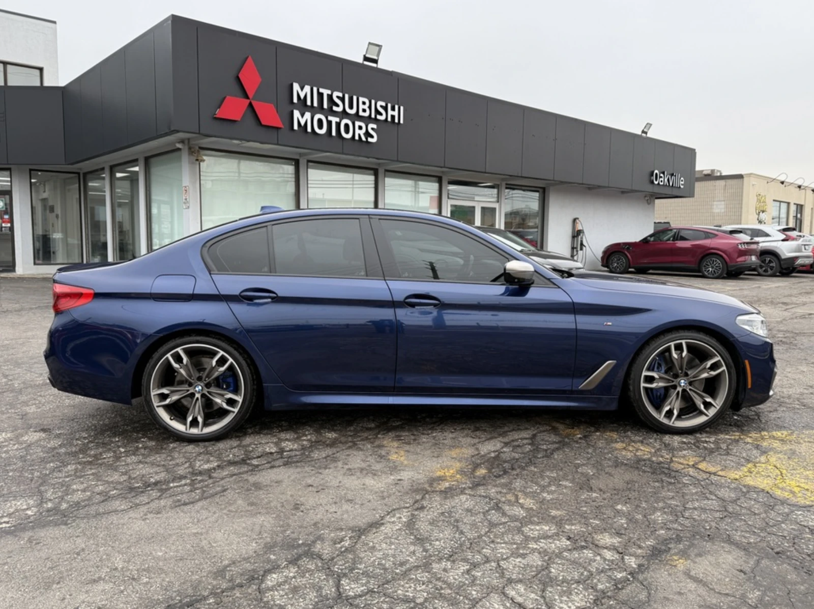 BMW 550 АВТОКРЕДИТ* ЦЕНА БЕЗ АНАЛОГ* , снимка 8 - Автомобили и джипове - 53801740