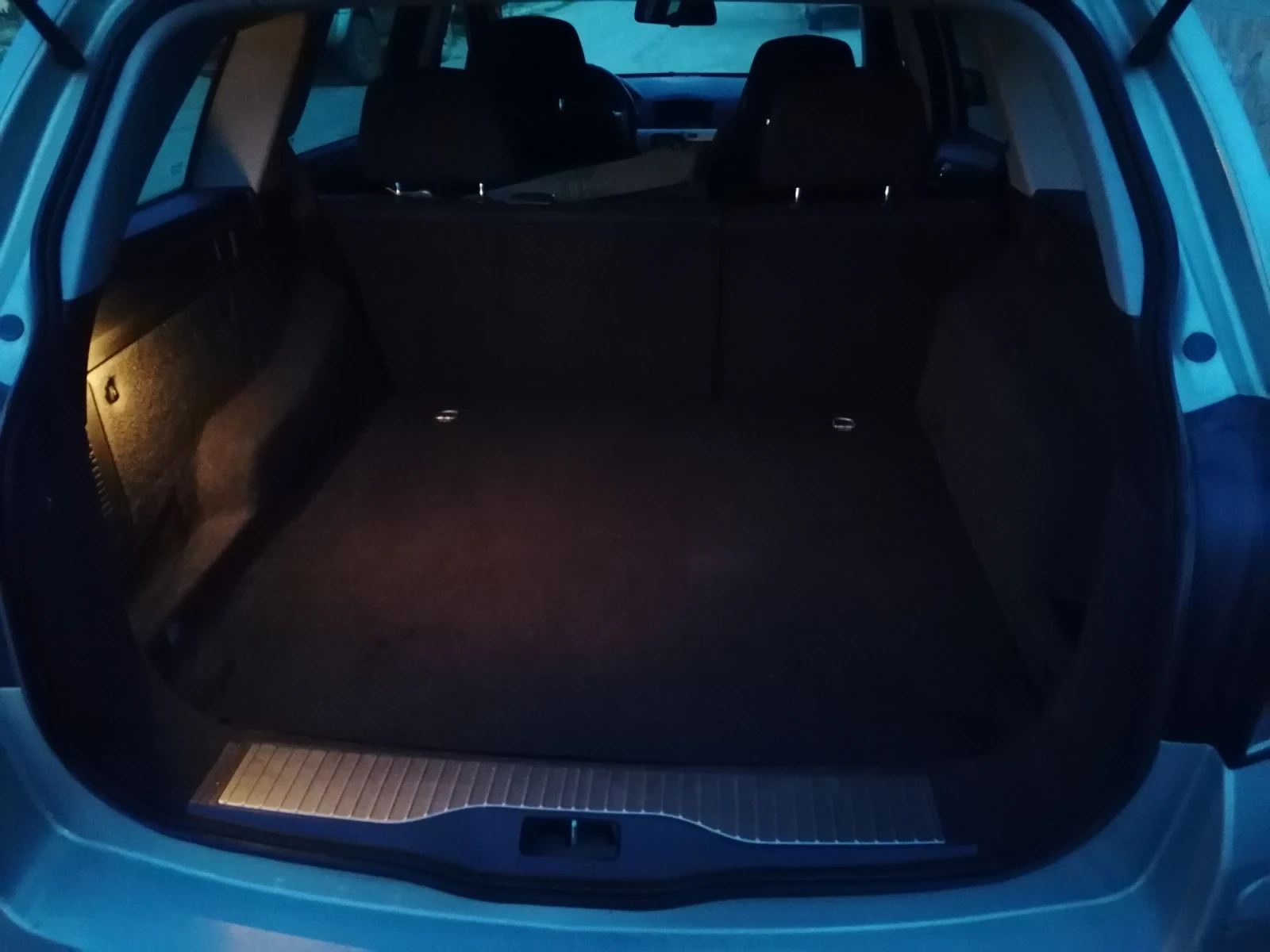 Opel Astra 1.7CDTI, снимка 10 - Автомобили и джипове - 53871578