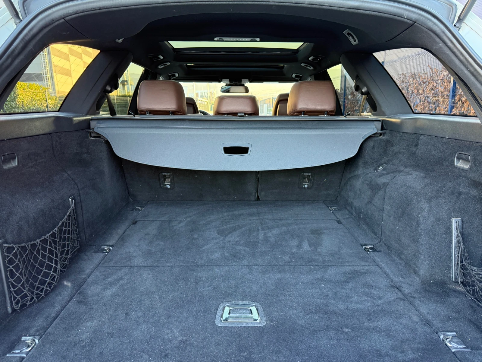 Mercedes-Benz E 250 FACELIFT| 7g-Tronic| ПАНОРАМА| ОБДУХВАНЕ| ПЪЛ.СЕРВ, снимка 4 - Автомобили и джипове - 53972518