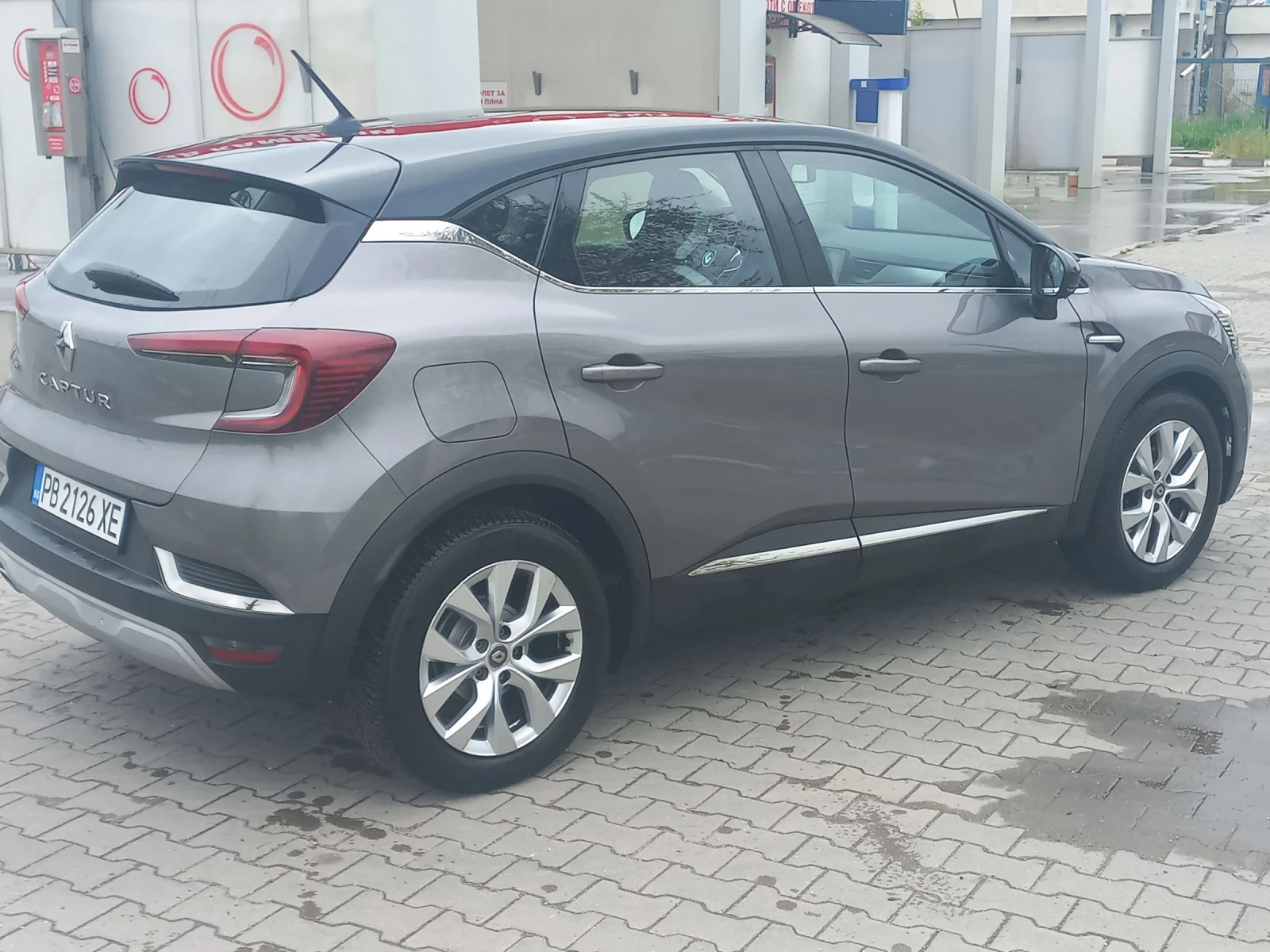 Renault Captur 1.5, снимка 3 - Автомобили и джипове - 54396264