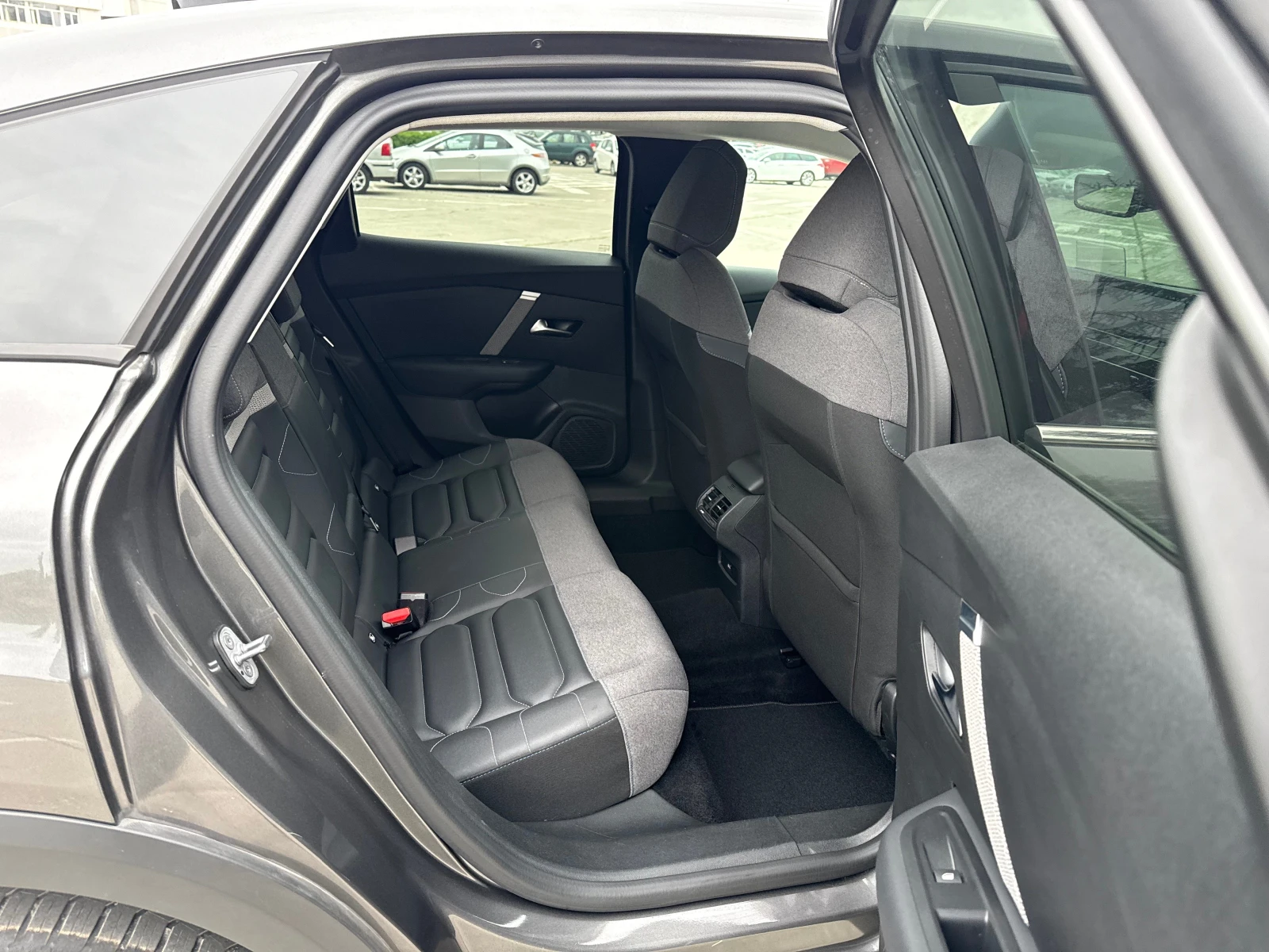 Citroen C4 NEW Model 2024///Гаранция///, снимка 12 - Автомобили и джипове - 54652911