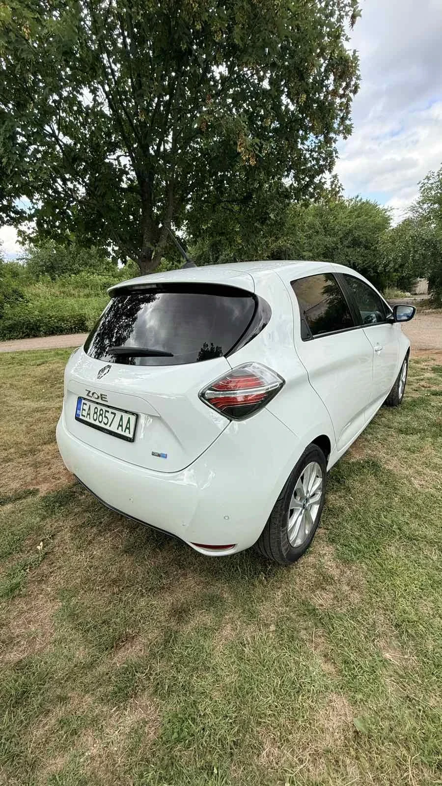 Renault Zoe, снимка 2 - Автомобили и джипове - 55382274