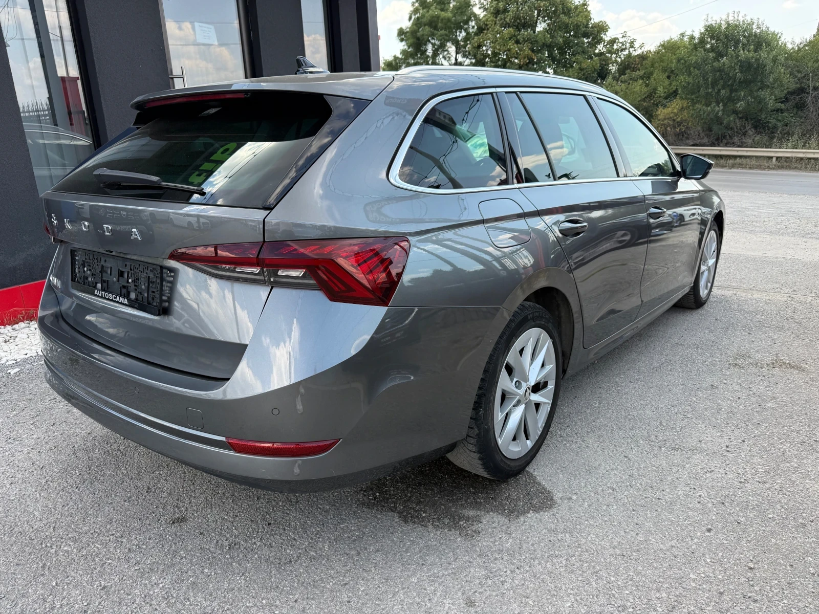 Skoda Octavia 2.0TDI 150kc.ДИСТРОНИК!Камера!Кей лес!, снимка 6 - Автомобили и джипове - 55574621