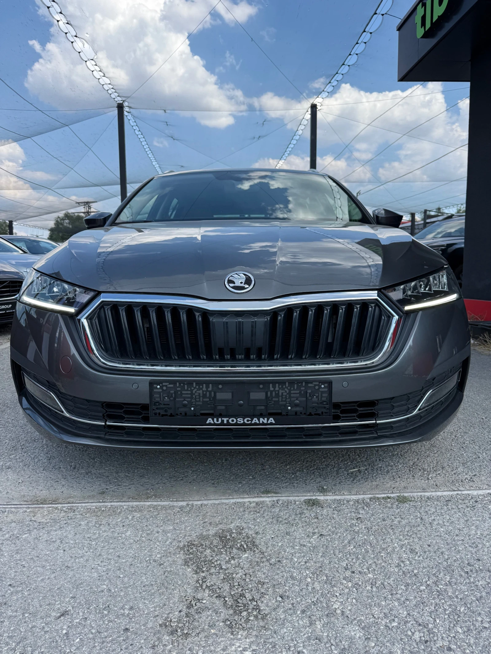 Skoda Octavia 2.0TDI 150kc.ДИСТРОНИК!Камера!Кей лес!, снимка 2 - Автомобили и джипове - 55574621