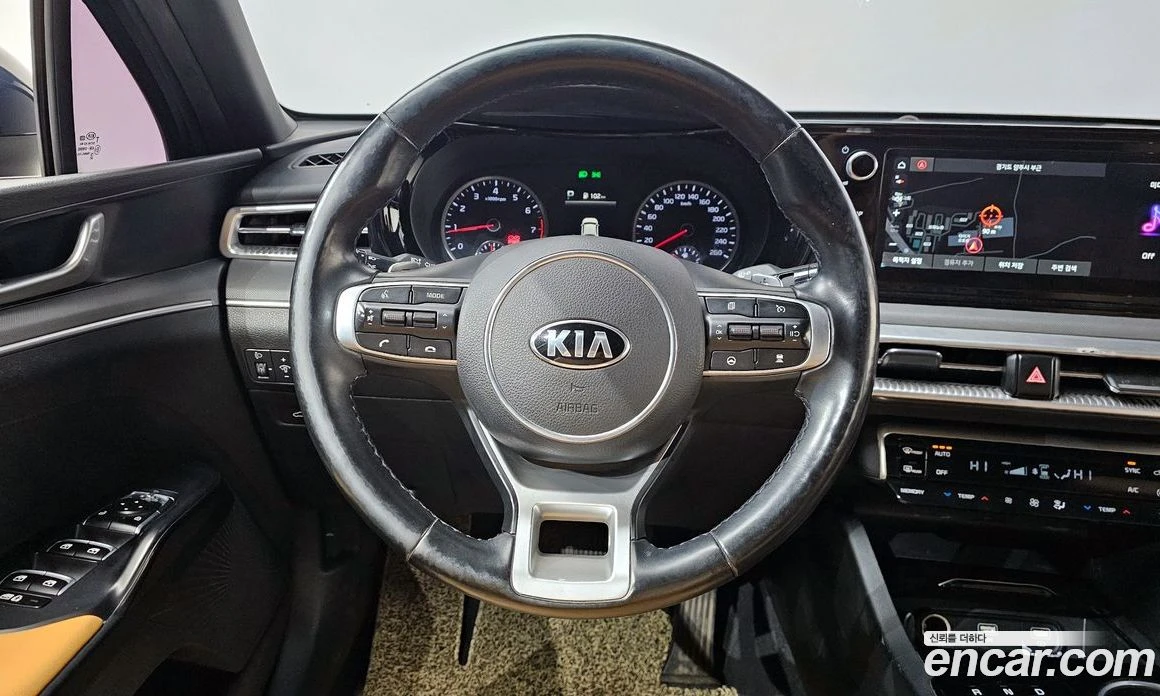 Kia K5 2.0 Prestige, снимка 13 - Автомобили и джипове - 55669014